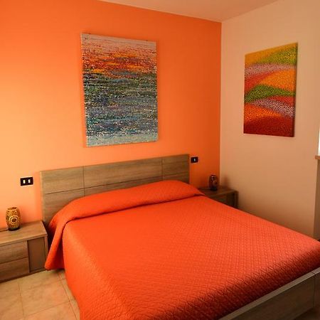 Ferienwohnung Le Palme Sona Zimmer foto