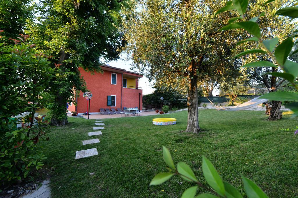 Ferienwohnung Le Palme Sona Exterior foto
