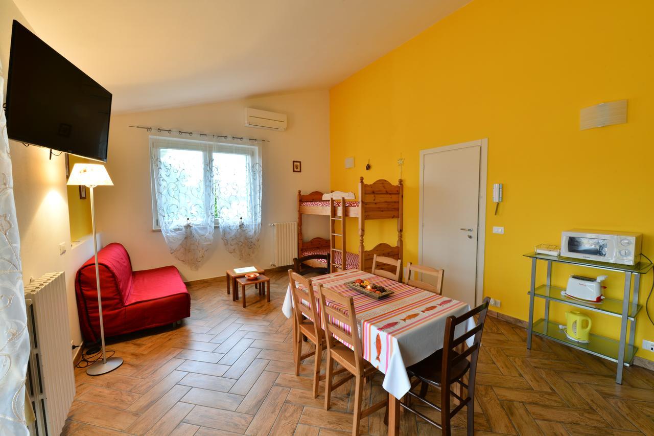 Ferienwohnung Le Palme Sona Exterior foto